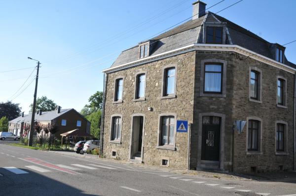 A la foto es mostra l'objecte Gite Stone Lodge situat a la ciutat de Bourcy.