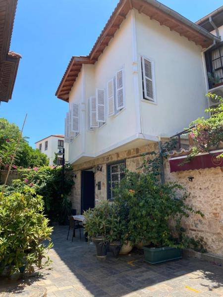 A la foto es mostra l'objecte Villa ANATOLIAN situat a la ciutat de Antalya.