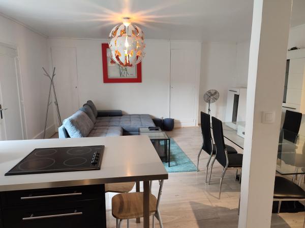 A la foto es mostra l'objecte Appartement Cosy et Lumineux situat a la ciutat de Tours.