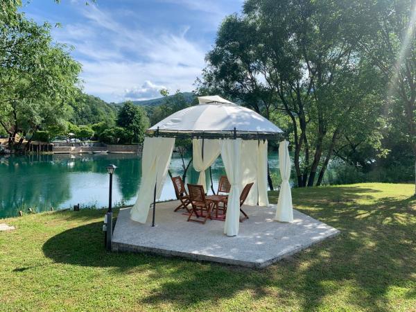 På billedet ses objektet Unna-E Luxury House beliggende i byen Bihać.