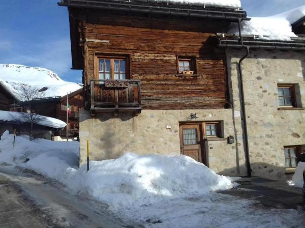 A la foto es mostra l'objecte Love chalet situat a la ciutat de Livigno.