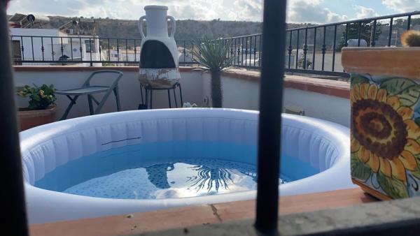 Apartment With Terraces And Hot Tub With Built-in Massage Jets - San Vito 400m From Beach - San Vito Lo Capo