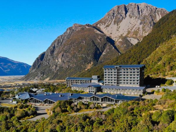 Nella foto è visibile l'oggetto The Hermitage Hotel Mt Cook situato nella città di Glentanner.