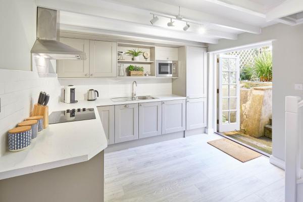 Photo 2 : Host & Stay - Spring Cottage