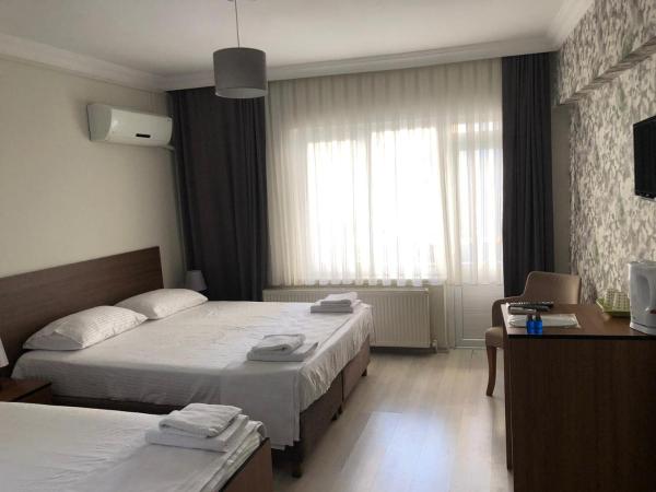 Na zdjęciu widoczny jest obiekt Özdemir Otel położony w mieście Kabaklı.