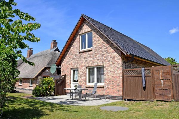På billedet ses objektet Ferienhaus mit Terrasse am Heideweg beliggende i byen Baabe.