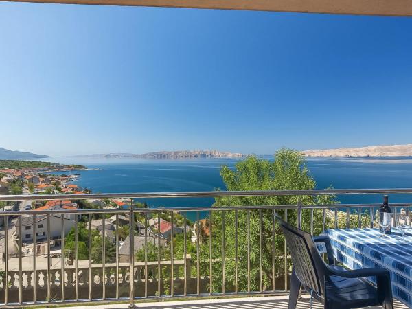 Na fotografii je vidět objekt Apartment Suzana-1 by Interhome nacházející se ve městě Senj.