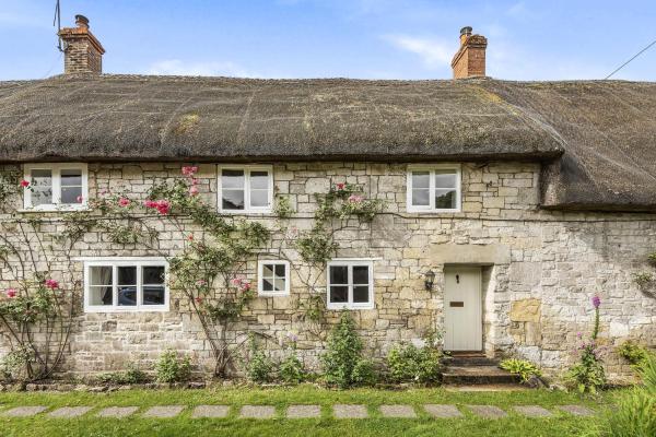 Auf dem Foto ist das Objekt Willow Cottage in der Stadt Chilmark zu sehen.