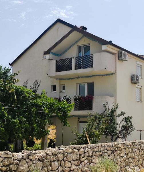 A la foto es mostra l'objecte Apartments Markovi Konaci situat a la ciutat de Trebinje.