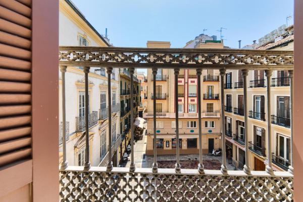 Holidays2Malaga Lazcano High Wifi & French balcony, Málaga