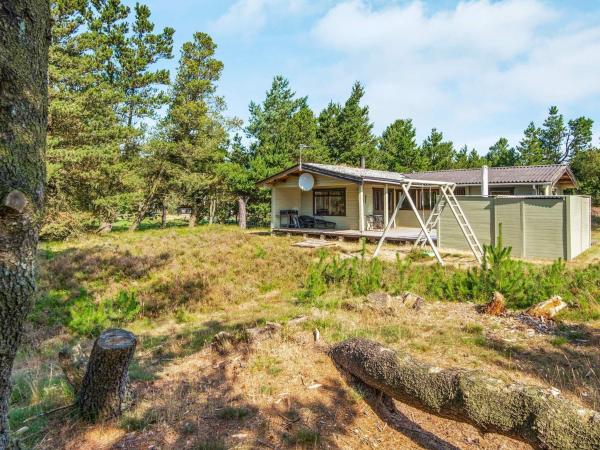 Na fotografii je vidět objekt 6 person holiday home in Rømø-By Traum nacházející se ve městě Kongsmark.
