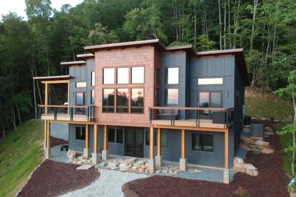 Free Brewery Tour Pass+ Amazing View + Private Mtn Cabin + Convenience - Bryson City, NC