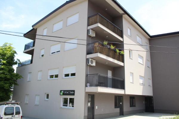 Nella foto è visibile l'oggetto VIP Apartment Visoko situato nella città di Visoko.