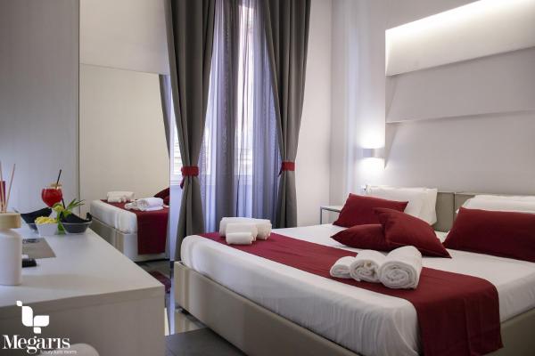 Auf dem Foto ist das Objekt Megaris Luxury Suite Rooms in der Stadt Neapel zu sehen.