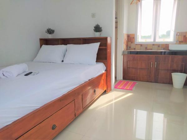 På bildet vises objektet Guesthouse Berlian Batang Syariah near Kampung Kalisalak Park som ligger i byen Batang.