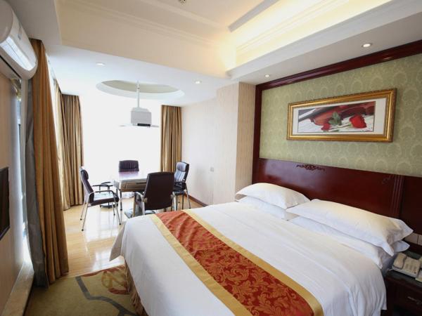 Auf dem Foto ist das Objekt Vienna 3 Best Hotel Sheyang Jiefang Rd in der Stadt Sheyang zu sehen.