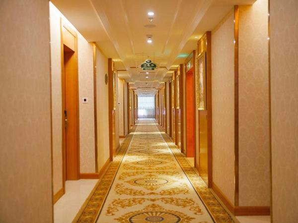 Na zdjęciu widoczny jest obiekt Vienna Hotel Ganzhou Anyuan położony w mieście Tieshan.