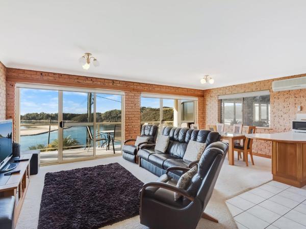 Grand Pacific 2 Unit 2 - Ground Floor - Narooma