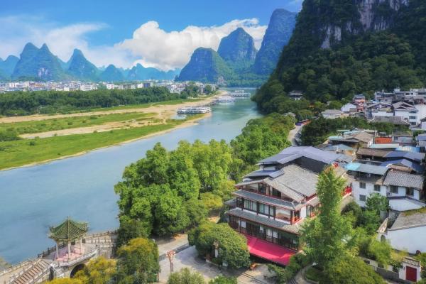 A la foto es mostra l'objecte Yangshuo River View Hotel situat a la ciutat de Yangshuo.