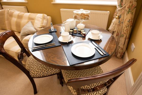 Bild 8: Arkle - Five Star Town Centre Apartment, Cheltenham