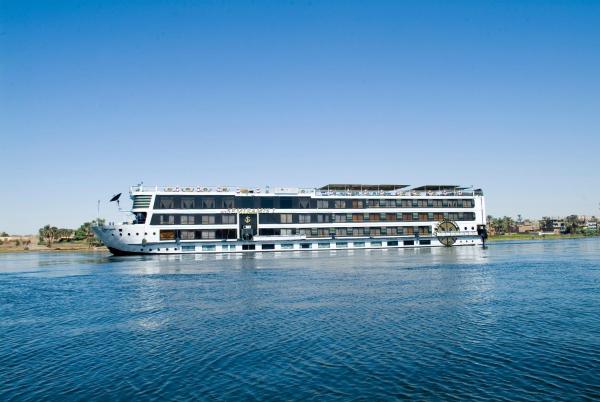 En la foto se muestra el objeto SUNRISE Semiramis II Cruise ubicado en la ciudad de Al Baghdādī.