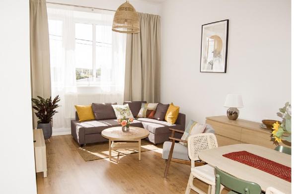 På billedet ses objektet Apartament na Jeziornej beliggende i byen Grzybno.