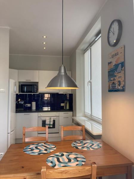 Apartament 5 Minut Od Dworca Głównego W Gdyni - グディニャ