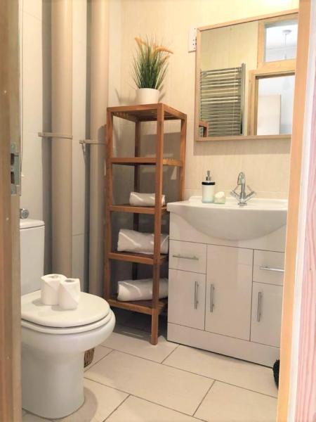 Billede 3: Studio Flat without kitchen at Kentish Town