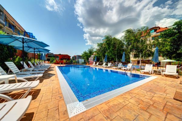Paloma - In The Center Of The City - Nesebar