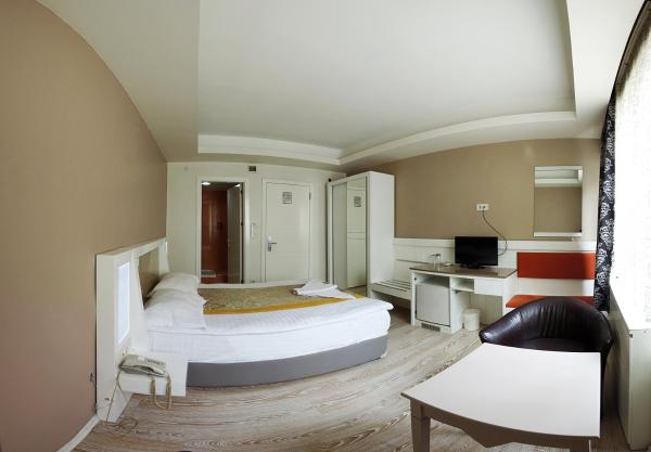 Grand As Hotel, Istanbul