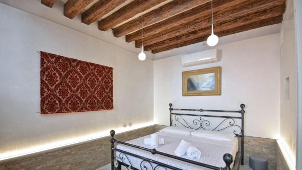 A la foto es mostra l'objecte Corte dei Greci situat a la ciutat de Venècia.