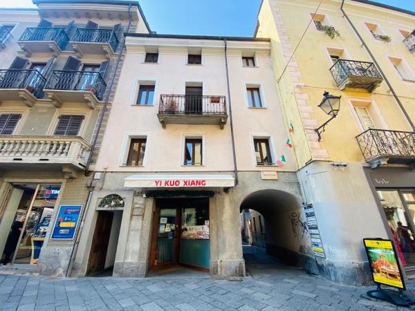 På billedet ses objektet casa dolce casa beliggende i byen Aosta.