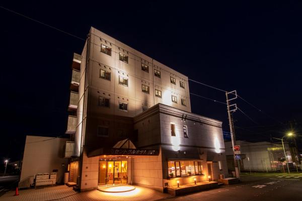 写真には磯原町市にあるセントラルホテル磯原が写っています。