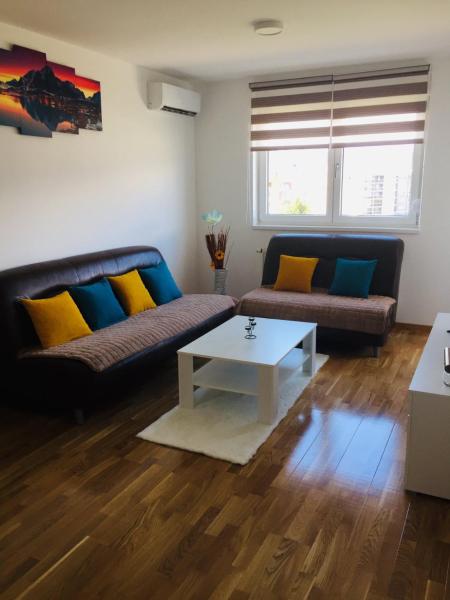 Na fotografii je vidět objekt Apartman Tami nacházející se ve městě Vrltići.