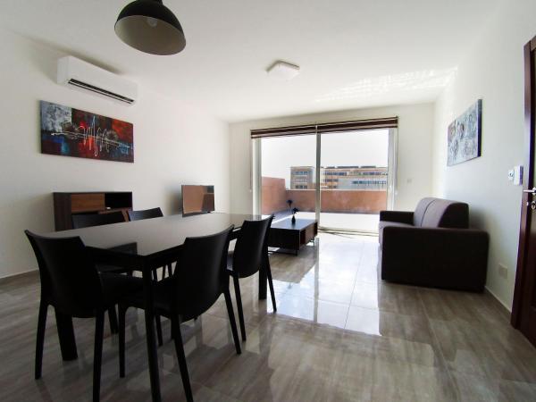 Στη φωτογραφία φαίνεται το αντικείμενο F12 Modern and Bright Apartment in Malta που βρίσκεται στην πόλη Msida.