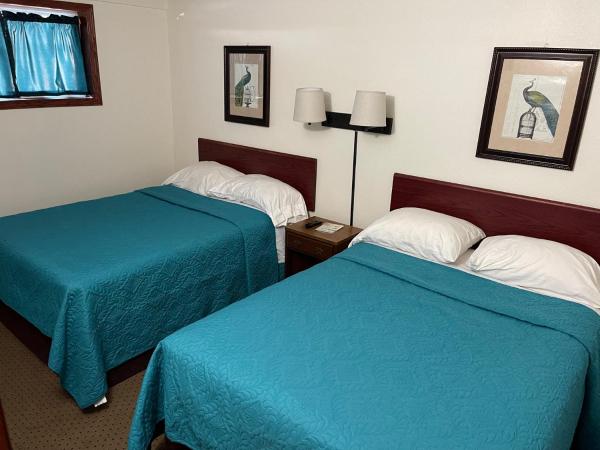 A la foto es mostra l'objecte Highland Court Motel situat a la ciutat de Fairmont.