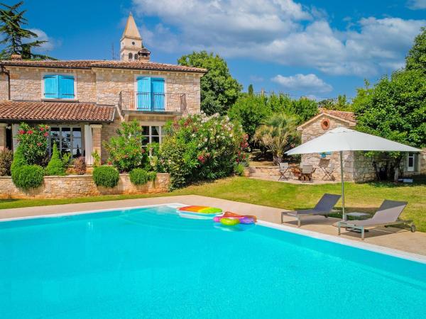 Στη φωτογραφία φαίνεται το αντικείμενο Holiday Home Glicinia by Interhome που βρίσκεται στην πόλη Babići.