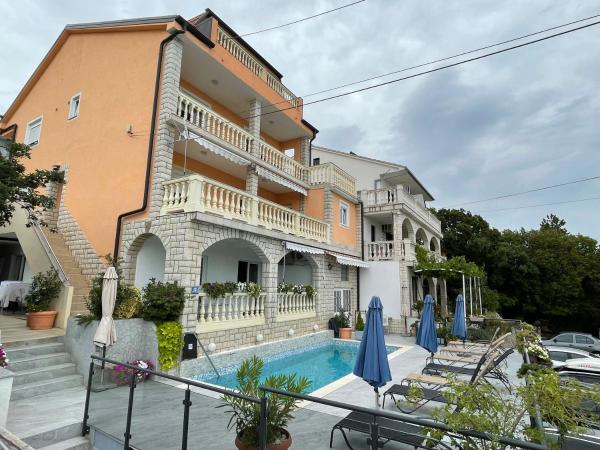 Apartments Martic Janja - Jadranovo