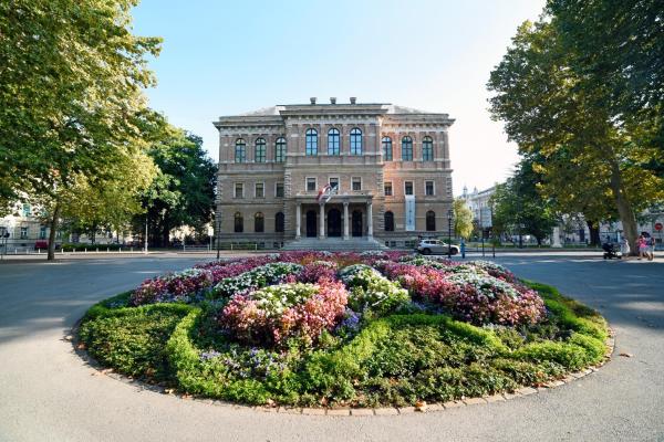 A la foto es mostra l'objecte 1BR in central Zagreb & main station, free parking situat a la ciutat de Zagreb.