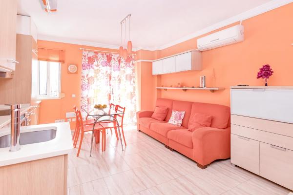 På billedet ses objektet Fuengirola Sensaciones de Verano beliggende i byen Fuengirola.