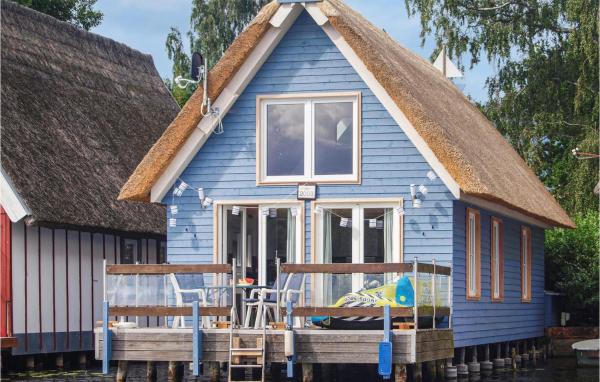 På bildet vises objektet Beautiful Home In Mirow With Sauna som ligger i byen Starsow.