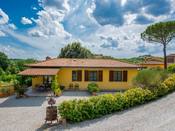 Nella foto è visibile l'oggetto Holiday Home Il Sorriso by Interhome situato nella città di Aia Murata.