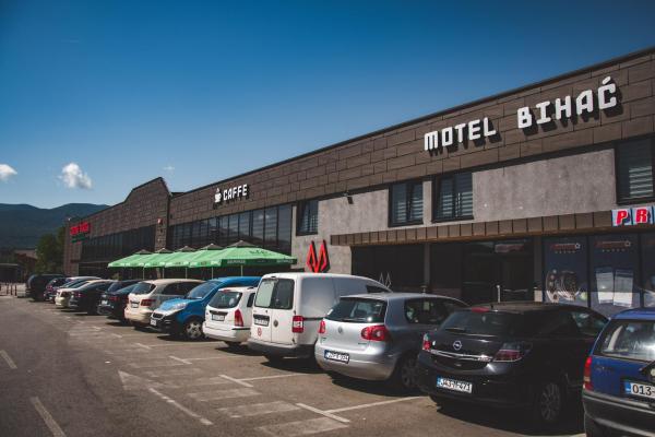 Na fotografii je vidět objekt Motel Bihać nacházející se ve městě Bihać.