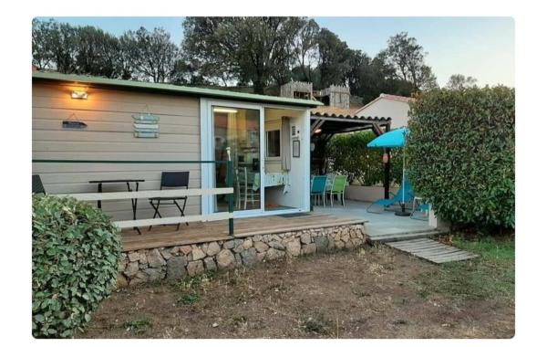 A la foto es mostra l'objecte Orasi Sartène Chalet Casa Fiurita situat a la ciutat de Saparale.