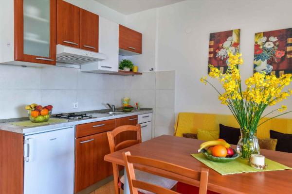 Na fotografii je vidět objekt Apartments in Stara Baska - Insel Krk 34433 nacházející se ve městě Stara Baška.