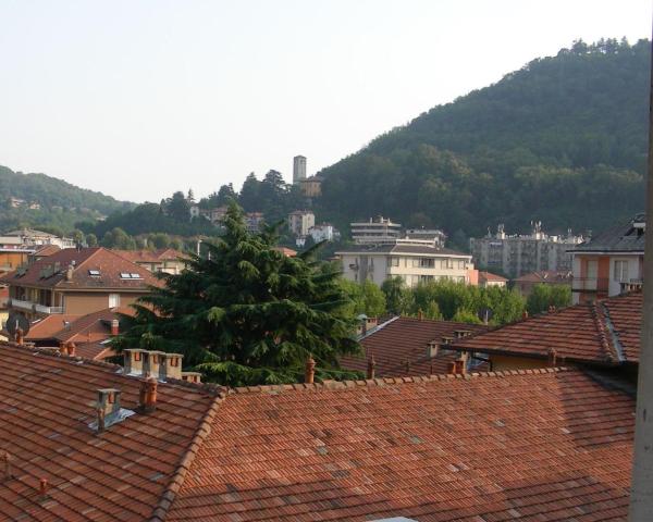 Na fotografii je vidět objekt Como città: ottimo appartamento servitissimo nacházející se ve městě Como.