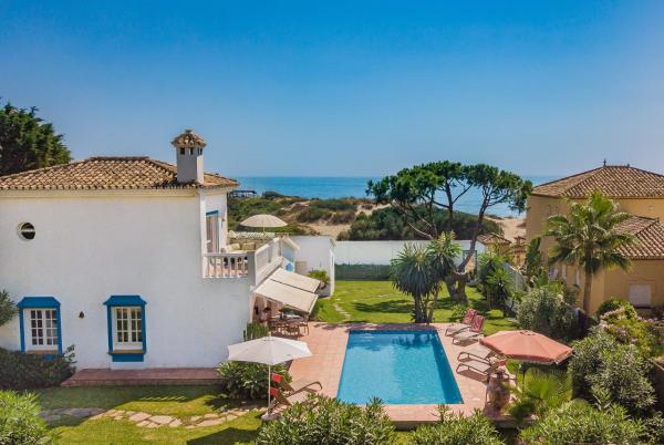 Casa Linda Great Located Beach House In Marbella - Marbella