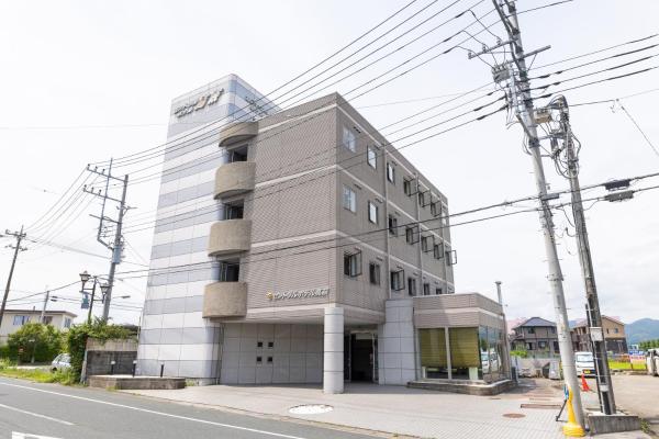 写真には磯原町市にあるセントラルホテル高萩が写っています。