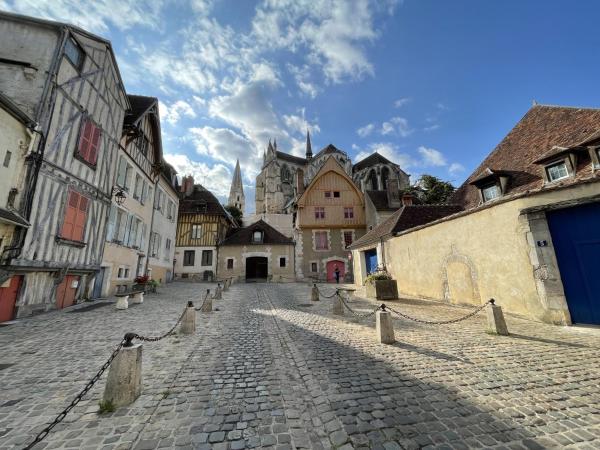 På billedet ses objektet Appartement le Paul Bert Auxerre Les Quais 2 personnes beliggende i byen Auxerre.