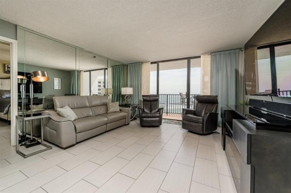 Ashley Unit 906 - Daytona Beach Shores, FL